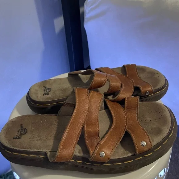 vintage brown doc marten sandals size womens 9 - Picture 2 of 3